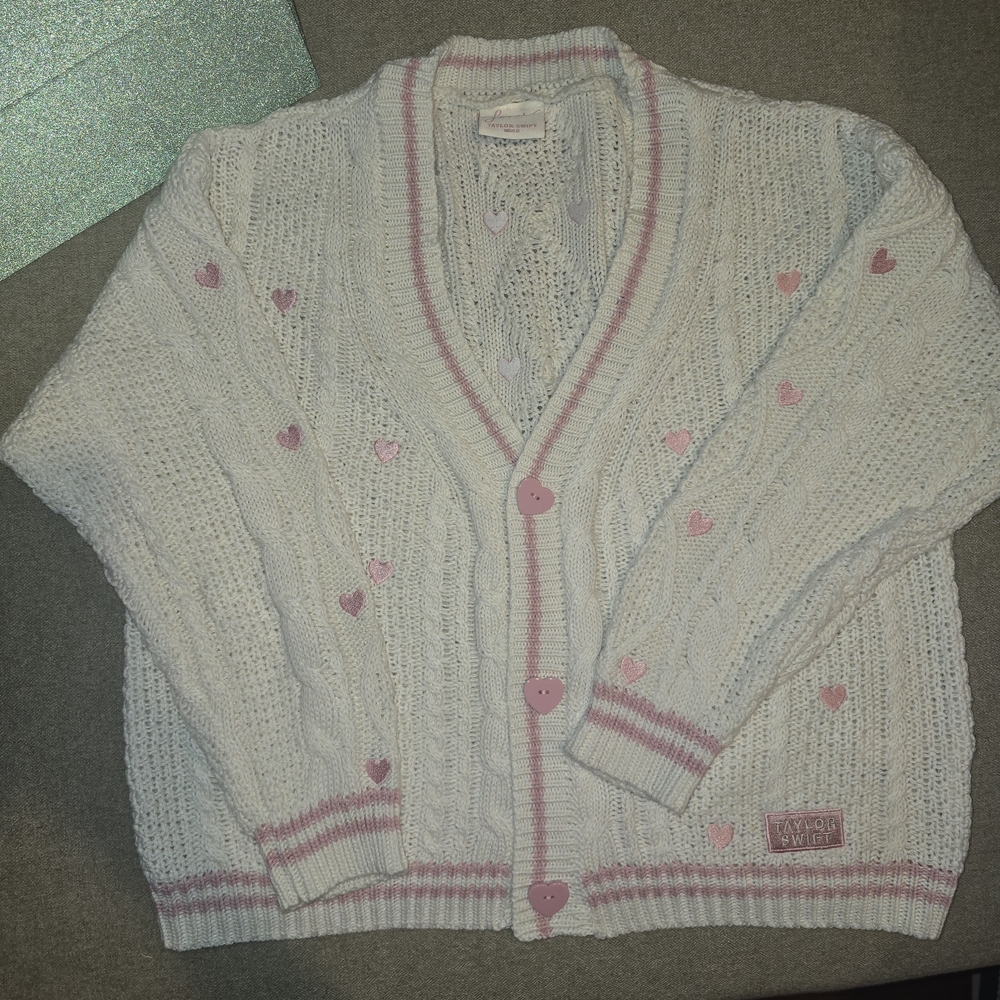 ♥️ Taylor Swift "Lover" Cardigan, ❤Limited & Authentic White With Pink Hearts ❤️